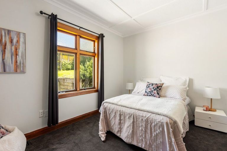 Photo of property in 56 Eden Street, Island Bay, Wellington, 6023