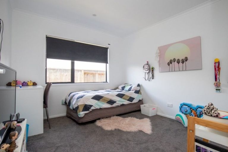 Photo of property in 21 Costello Drive, Ngatea, 3503