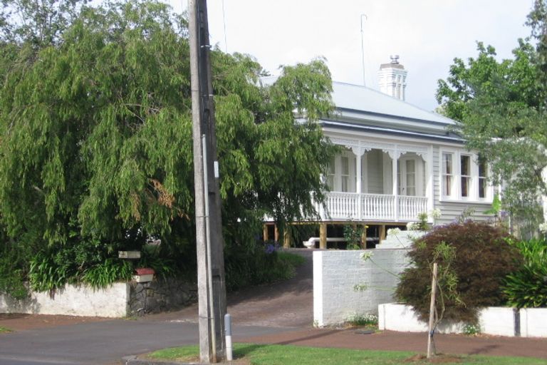 Photo of property in 2/53 The Drive, Epsom, Auckland, 1023