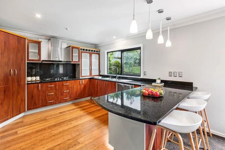 Photo of property in 84 Hugh Green Drive, Pinehill, Auckland, 0632