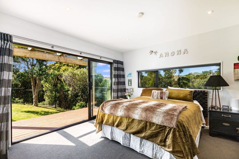 Photo of property in 11 Sumner Terrace, Aotea, Porirua, 5024