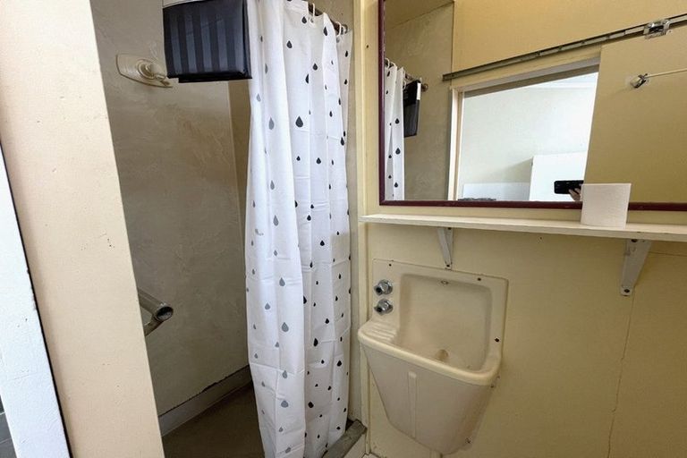 Photo of property in 56 Durie Street, Durie Hill, Wanganui, 4500