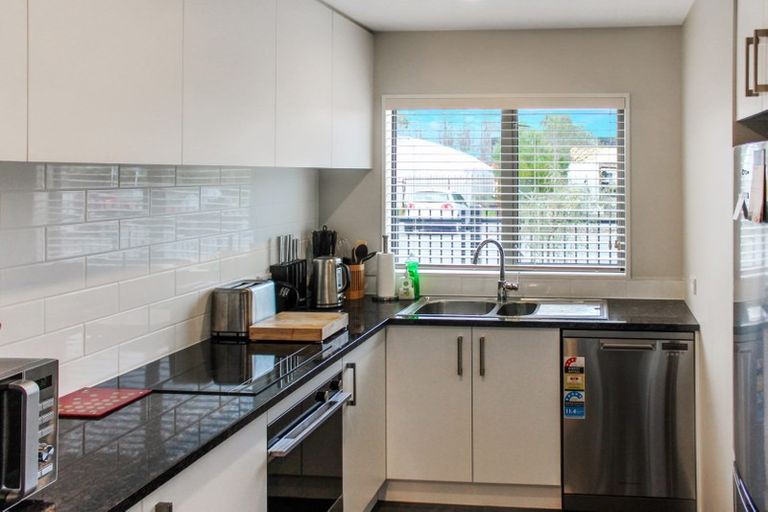 Photo of property in 2/155 Peterborough Street, Christchurch Central, Christchurch, 8013