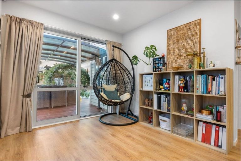 Photo of property in 8 Camp X Place, Whenuapai, Auckland, 0618