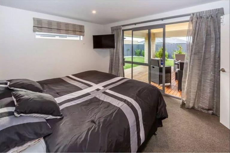 Photo of property in 50 Burnham School Road, Rolleston, 7614