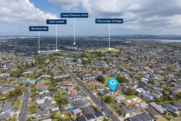Photo of property in 60c Hutchinsons Road, Bucklands Beach, Auckland, 2014