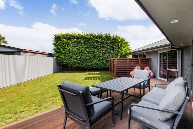 Photo of property in 27 Titoki Street, Palmerston North, 4414