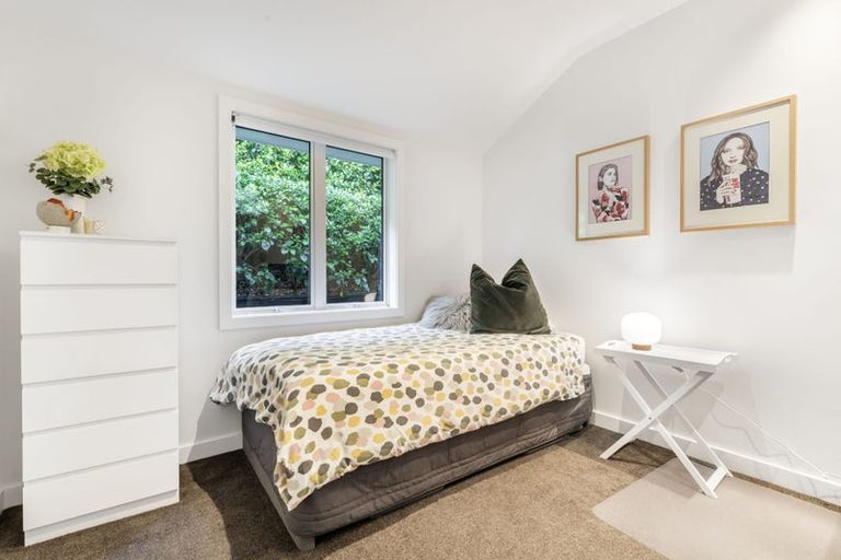 Photo of property in 2/11 Hart Road, Hauraki, Auckland, 0622