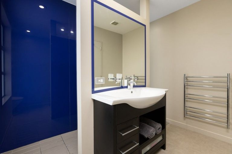 Photo of property in 102 Freyberg Street, Otumoetai, Tauranga, 3110