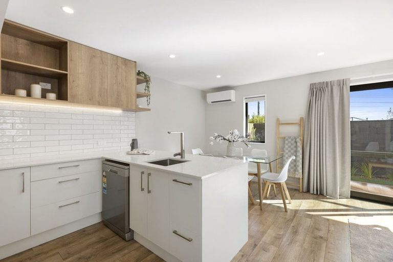 Photo of property in 2/16 Mountfort Street, Spreydon, Christchurch, 8024