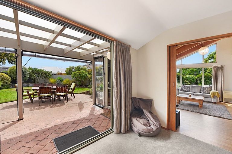 Photo of property in 1 Stead Crescent, Stoke, Nelson, 7011