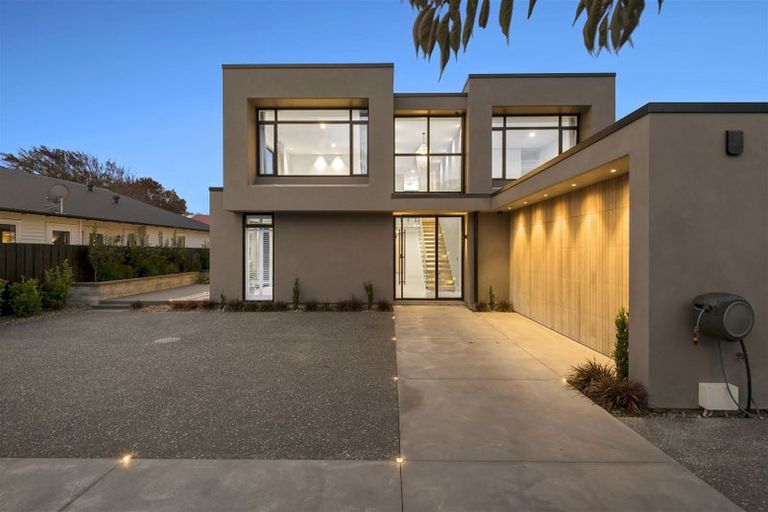 Photo of property in 114a Paparoa Street, Papanui, Christchurch, 8053