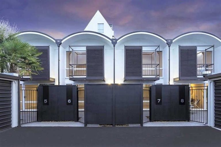 Photo of property in 7/18 Salisbury Street, Christchurch Central, Christchurch, 8013