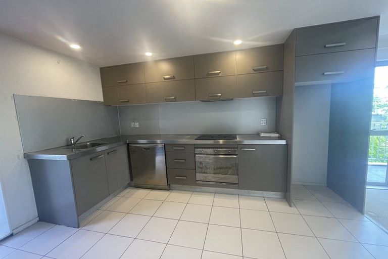 Photo of property in 32/222 Albany Highway, Schnapper Rock, Auckland, 0632