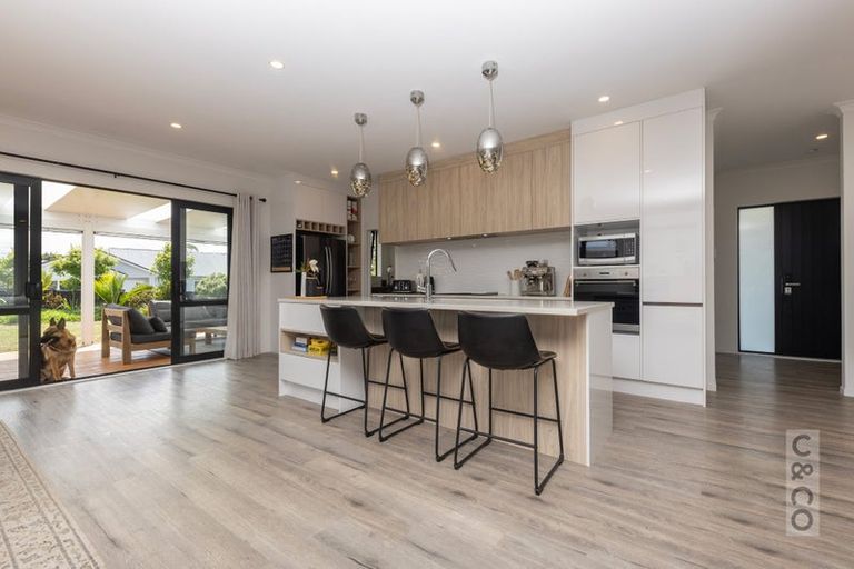 Photo of property in 21 Pukemarino Road, Waimauku, 0812