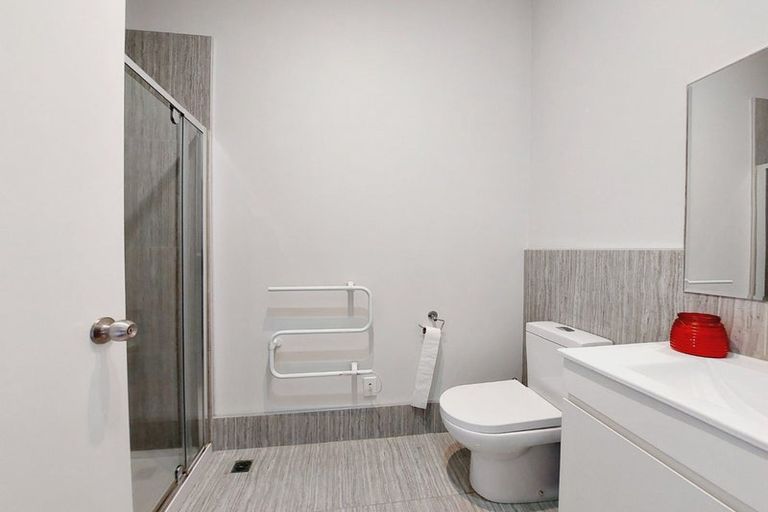 Photo of property in 4 Dignity Street, Papakura, 2110