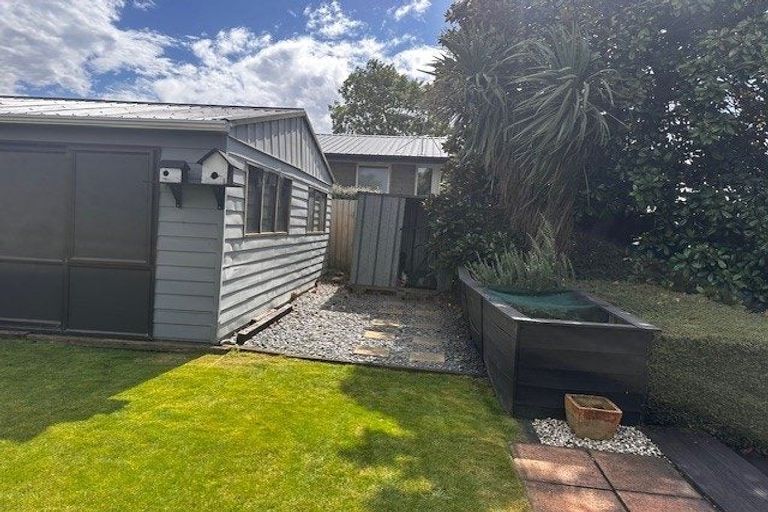 Photo of property in 58 Mcgregors Road, Bromley, Christchurch, 8062