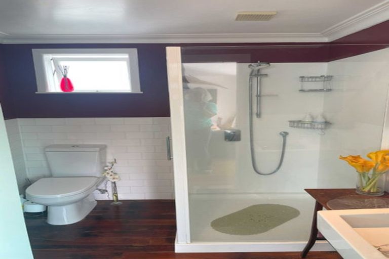 Photo of property in 2/28 Bayswater Avenue, Bayswater, Auckland, 0622