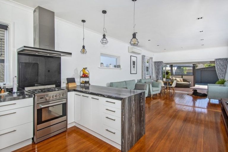 Photo of property in 11 Lovatt Crescent, Kensington, Whangarei, 0112