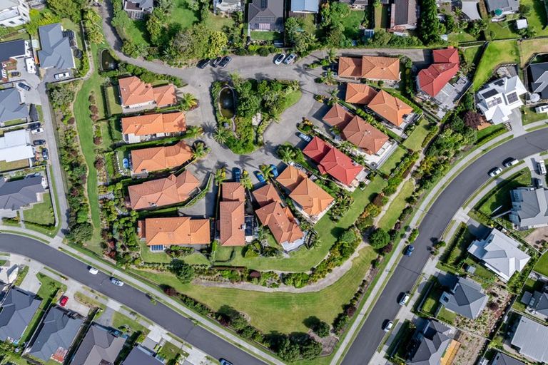 Photo of property in 1/126 Whangaparaoa Road, Red Beach, 0932