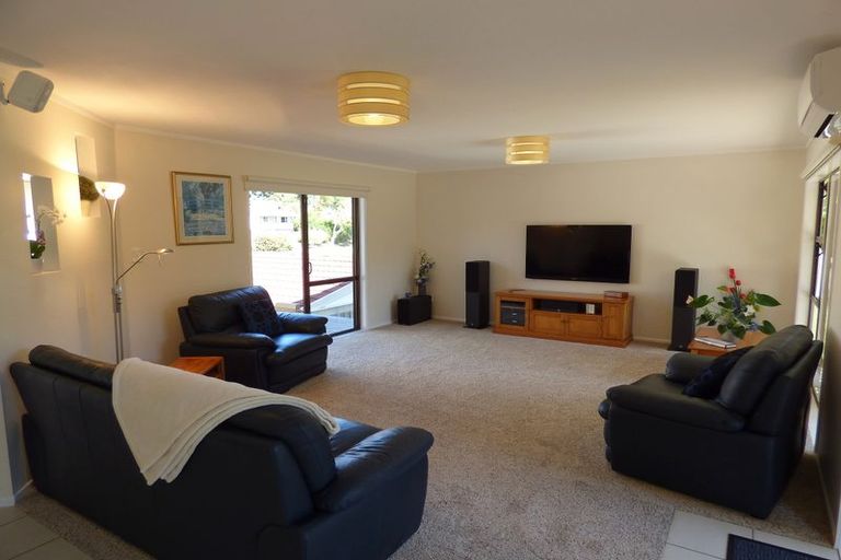 Photo of property in 16 Hawkings Crescent, Kerikeri, 0230