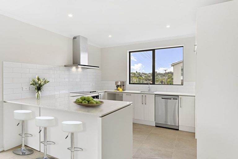 Photo of property in 8 Dragonfly Way, Massey, Auckland, 0614