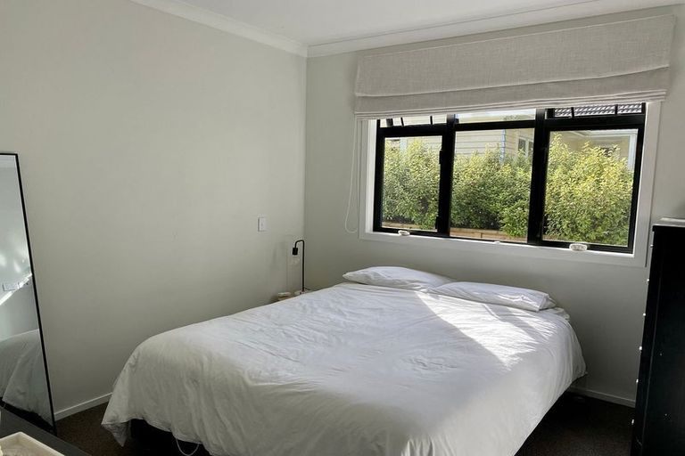 Photo of property in 23 Aplin Terrace, Ngaio, Wellington, 6035