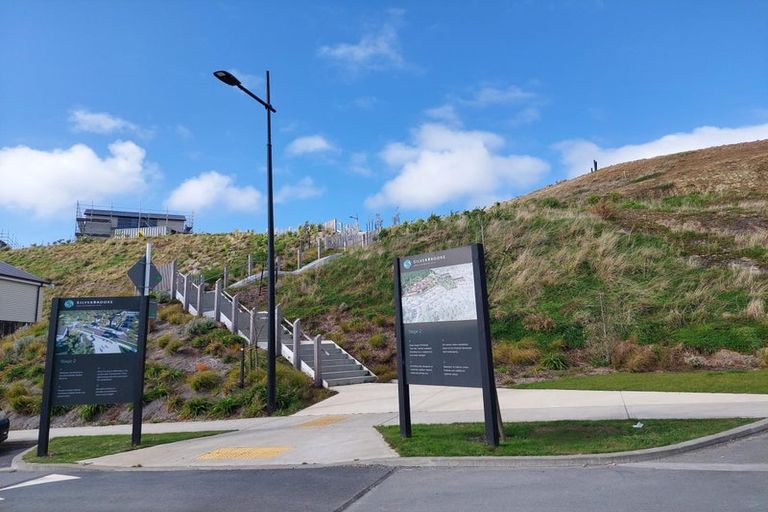 Photo of property in 12 Bee Lane, Whitby, Porirua, 5024