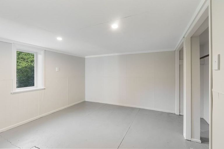 Photo of property in 33 Vipond Road, Stanmore Bay, Whangaparaoa, 0932