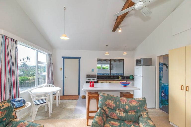 Photo of property in 5 Mahuri Street, Himatangi Beach, Foxton, 4891
