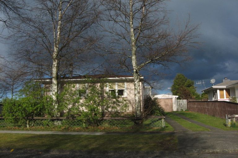 Photo of property in 15 Raukura Street, Turangi, 3334