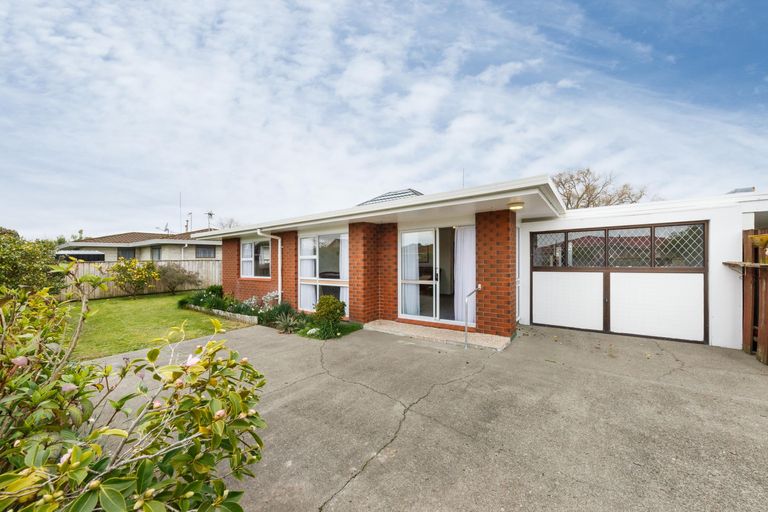 Photo of property in 10b Monrad Street, Highbury, Palmerston North, 4412