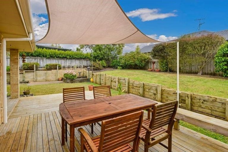 Photo of property in 12 Pukatea Avenue, Albany, Auckland, 0632