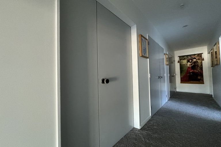 Photo of property in 165 Townsend Road, Miramar, Wellington, 6022