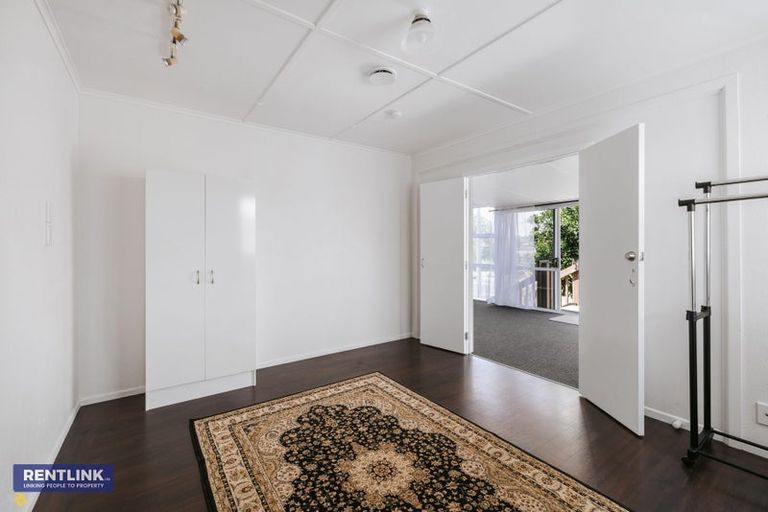 Photo of property in 19 Millers Road, Brookfield, Tauranga, 3110