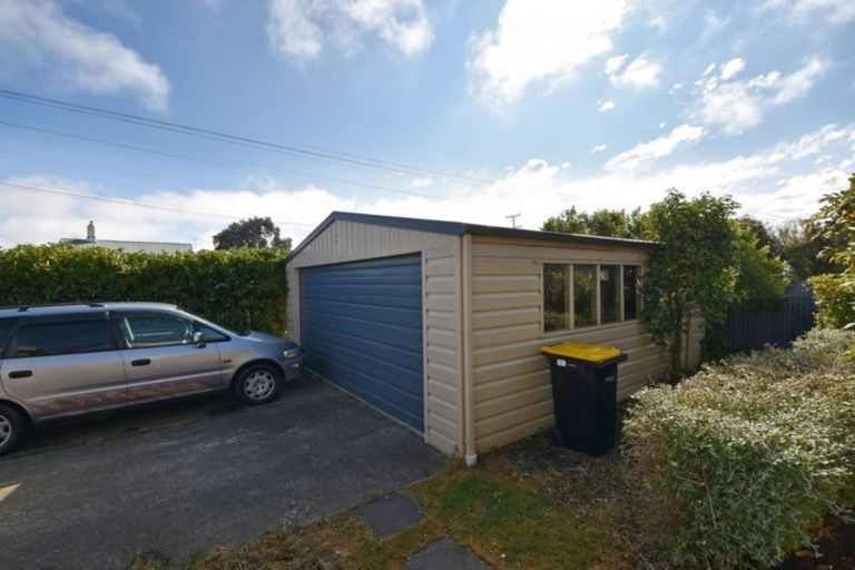 Photo of property in 33 Bullar Street, Grasmere, Invercargill, 9810