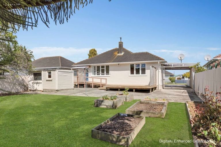 Photo of property in 7 Bristol Crescent, Roslyn, Palmerston North, 4414