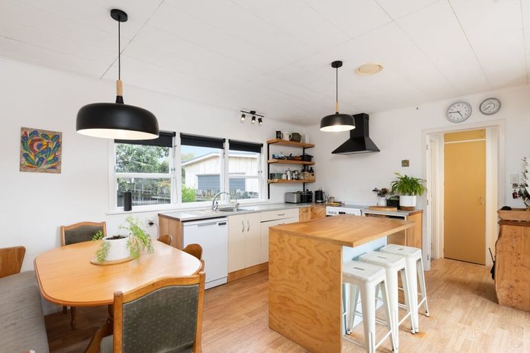 Photo of property in 438 Pukehina Parade, Pukehina, Te Puke, 3189