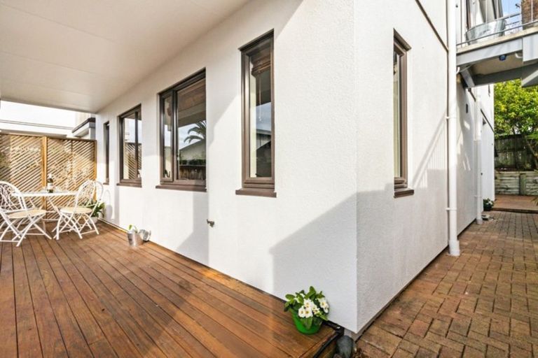 Photo of property in The Grange, 17/92 Bush Road, Albany, Auckland, 0632