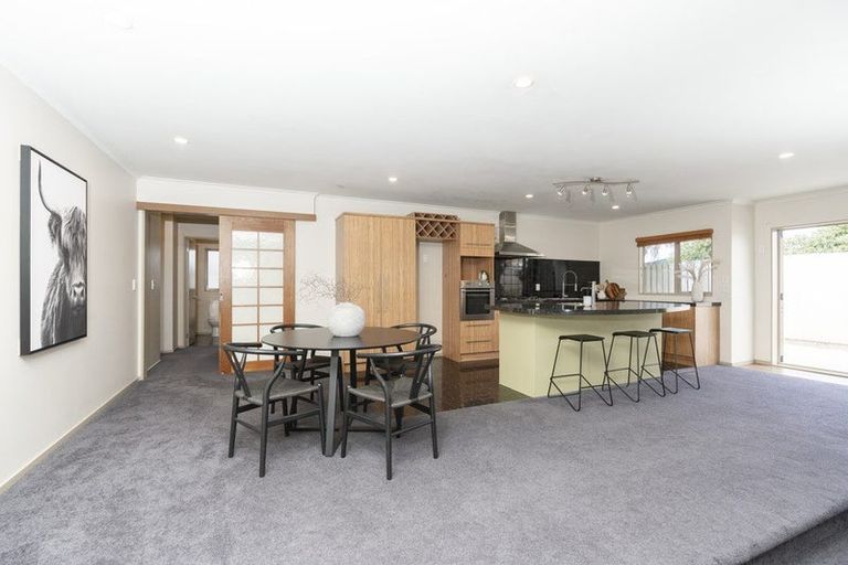 Photo of property in 14 Maccallum Court, Rototuna, Hamilton, 3210