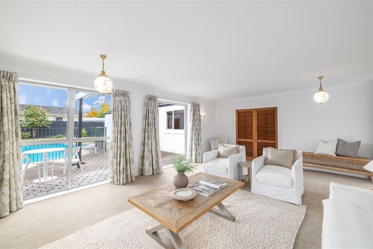 Photo of property in 328 Waimairi Road, Ilam, Christchurch, 8041