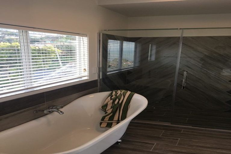 Photo of property in 845 Beach Road, Browns Bay, Auckland, 0630