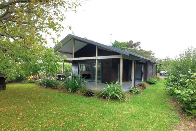 Photo of property in 68 Rame Road, Greenhithe, Auckland, 0632