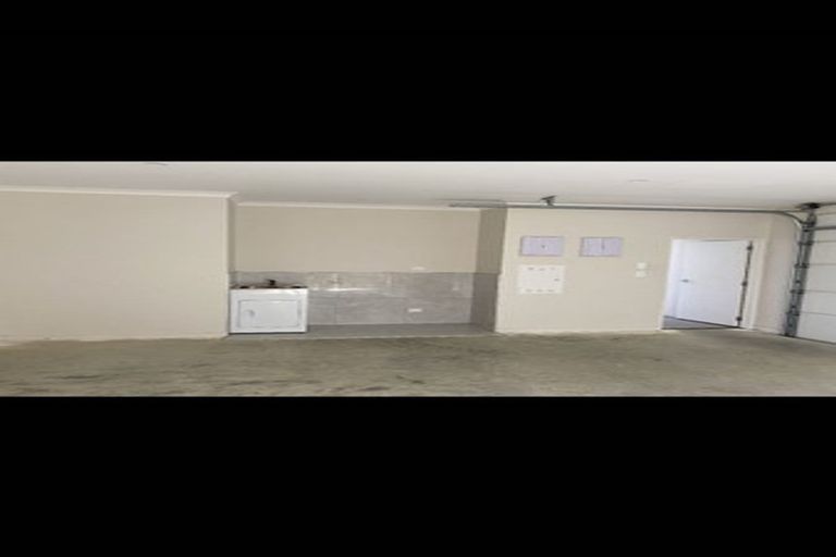 Photo of property in 12 Te Aramanu Crescent, Papakura, 2110