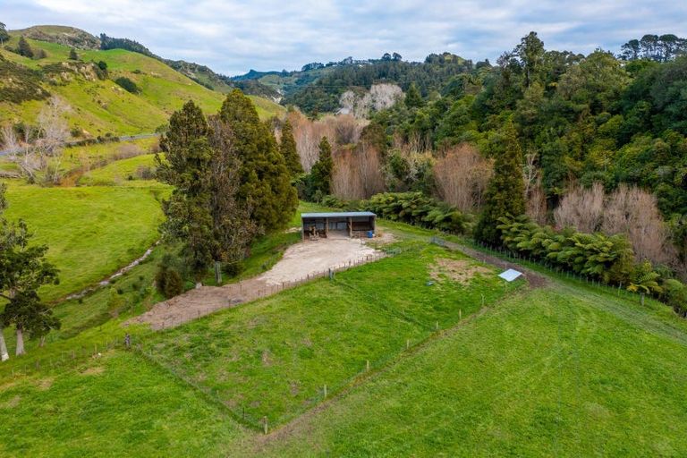 Photo of property in 939 Mokau Road, Mimi, Urenui, 4377