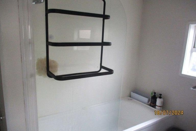 Photo of property in 26 Silvester Street, Woolston, Christchurch, 8023