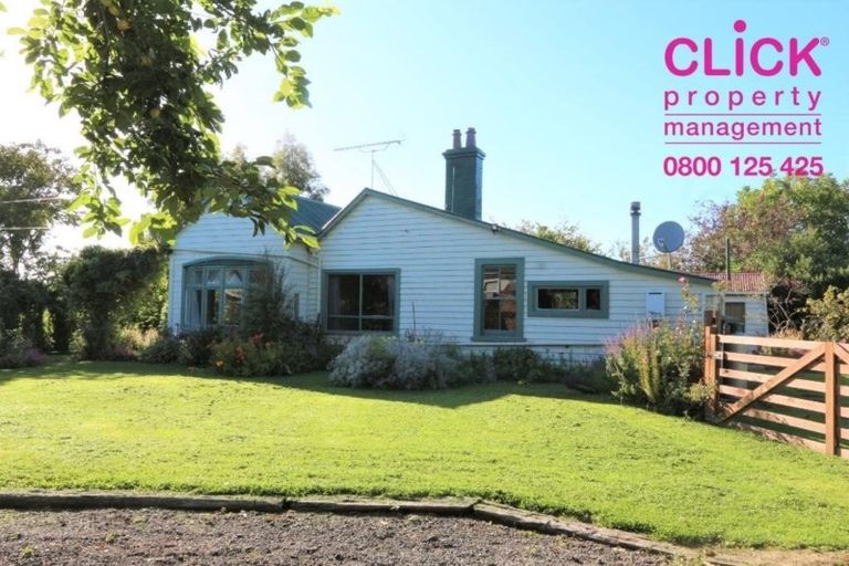 Photo of property in 6 Railway Lane, Outram, 9019