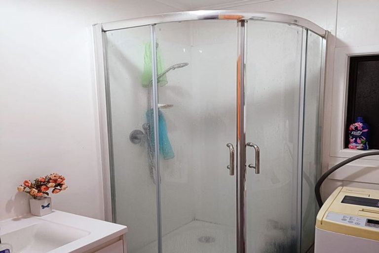 Photo of property in 56 Andrew Road, Howick, Auckland, 2010