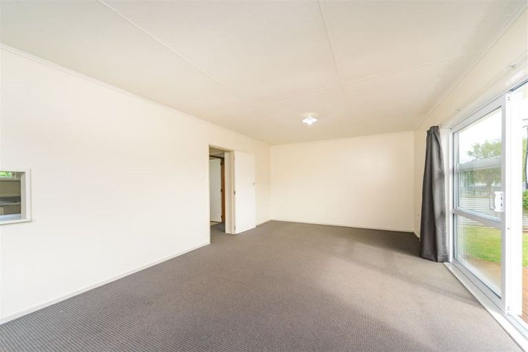 Photo of property in 2 Leslie Avenue, Cloverlea, Palmerston North, 4412