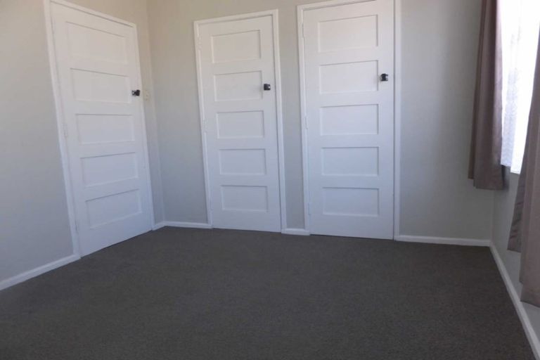 Photo of property in 321 Riccarton Road, Upper Riccarton, Christchurch, 8041